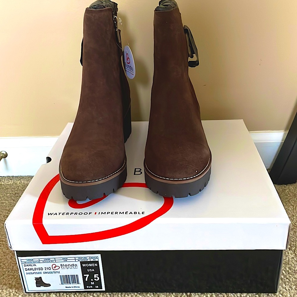 Blondo Dahlia Boots